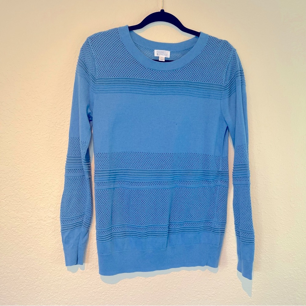 Market & Spruce sky blue pullover. Size Small. NWOT.